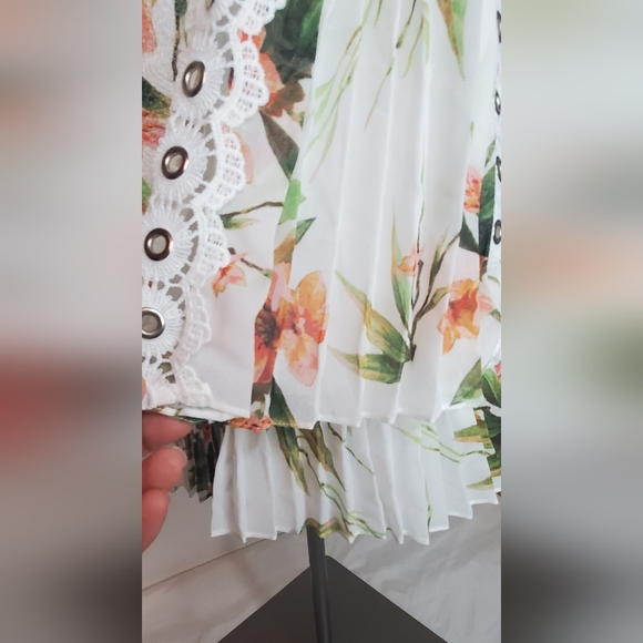 PatBO Size 6 "Wild Flower" Printed White Lace Mini Dress - Picture 8 of 14